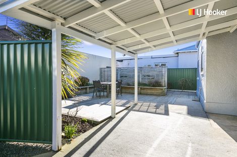 Photo of property in 40 Hargest Crescent, Saint Kilda, Dunedin, 9012