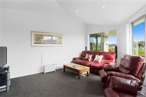 Photo of property in 4 Celmisia Retreat, Papamoa Beach, Papamoa, 3118