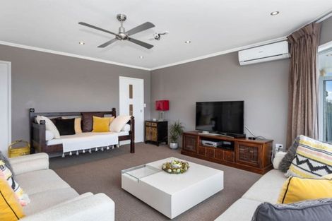 Photo of property in 10 Aquavue Way, Bellevue, Tauranga, 3110