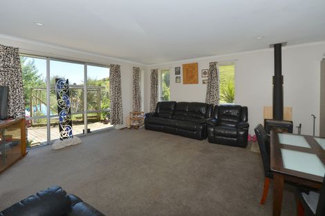 Photo of property in 370 Lowe Road, Hikurangi, 0181