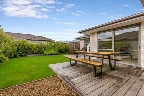 Photo of property in 24 Stevenson Drive, Papamoa, 3118