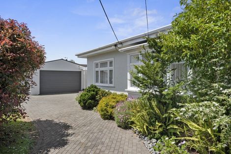 Photo of property in 55 Forest Lake Road, Forest Lake, Hamilton, 3200