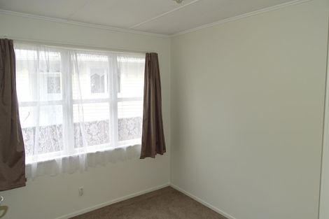 Photo of property in 36 Pah Road, Papatoetoe, Auckland, 2025