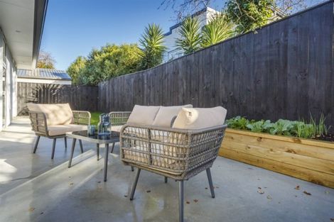 Photo of property in 74 Heretaunga Street, Palmerston North, 4414