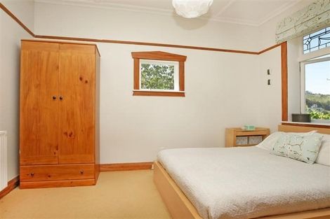 Photo of property in 16 Akatea Street, Berhampore, Wellington, 6023