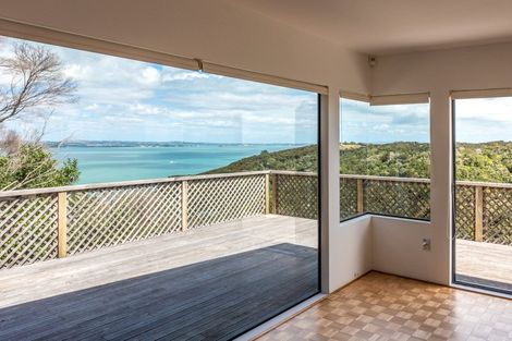 Photo of property in 13 Okoka Road, Omiha, Waiheke Island, 1081
