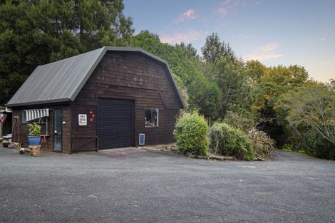 Photo of property in 1549e Great South Road, Ramarama, Drury, 2579