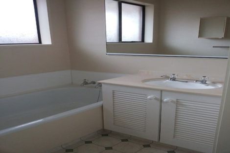 Photo of property in 2/7 Peverel Street, Riccarton, Christchurch, 8011