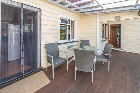 Photo of property in 5 Godwin Crescent, College Estate, Whanganui, 4500