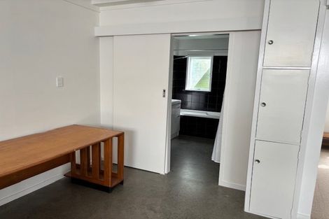 Photo of property in 30 Wairau Avenue, Avondale, Auckland, 1026