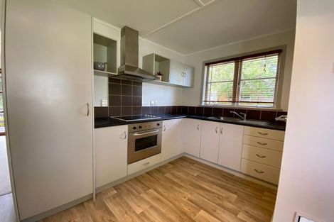 Photo of property in 6 Perth Place, Awapuni, Palmerston North, 4412