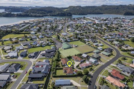 Photo of property in 28 Springbok Avenue, Whitianga, 3510
