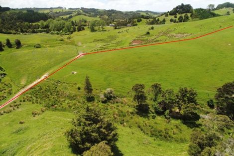 Photo of property in 1784 State Highway 12, Paparoa, 0571