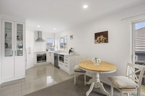 Photo of property in 49 Bridgewater Way, Pyes Pa, Tauranga, 3112