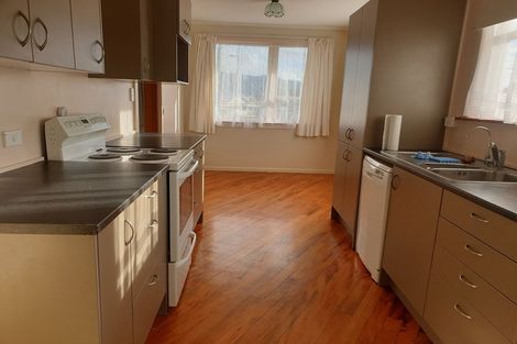 Photo of property in 9 Falcon Street, Cannons Creek, Porirua, 5024