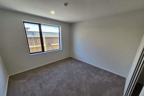 Photo of property in 30 Harry Manship Crescent, Halswell, Christchurch, 8025