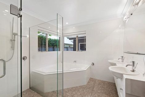 Photo of property in 4 Kilmuir Lane, Harewood, Christchurch, 8051