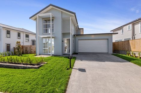 Photo of property in 23 Kukuwai Avenue, Red Beach, 0932