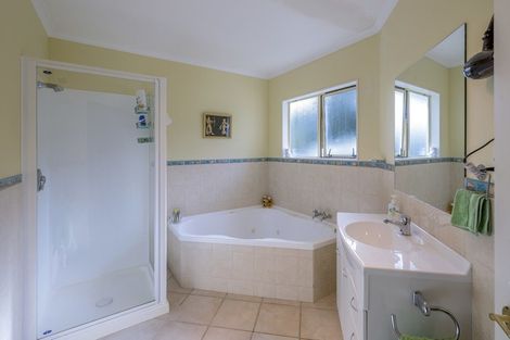 Photo of property in 6 Riveredge Terrace, Ohau, Levin, 5570