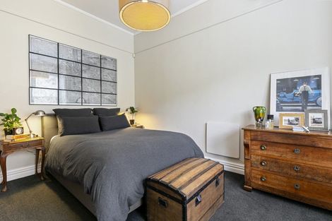 Photo of property in 84 Glenmore Street, Northland, Wellington, 6012