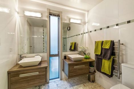 Photo of property in 108a Rossall Street, Merivale, Christchurch, 8014