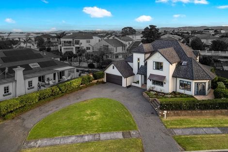 Photo of property in 3 Onemana Way, Te Atatu Peninsula, Auckland, 0610