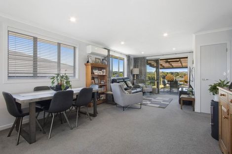 Photo of property in Waterview Estate, 26/4 Greystone Place, Omokoroa, 3114