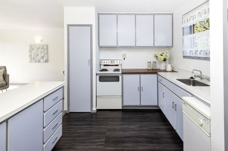 Photo of property in 2/3 Jern Place, Eastern Beach, Auckland, 2012