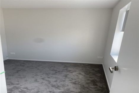 Photo of property in 24 Warbler Crescent, Papakura, 2110