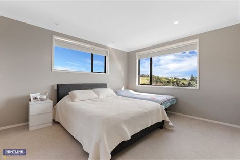 Photo of property in 16 Hillford Place, Welcome Bay, Tauranga, 3175