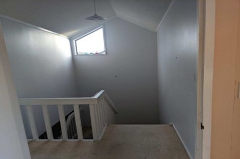 Photo of property in 2/9 Mana Esplanade, Paremata, Porirua, 5026