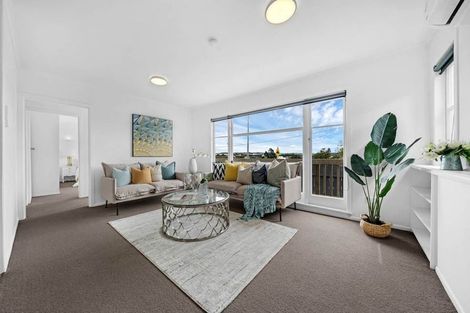 Photo of property in 53a Sylvan Crescent, Te Atatu South, Auckland, 0610