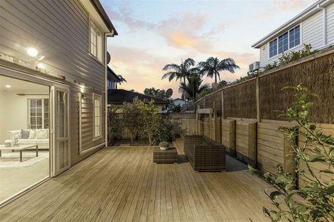 Photo of property in 46 Westerham Drive, Dannemora, Auckland, 2016
