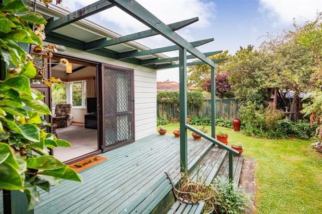 Photo of property in 12 Belgrave Place, Awapuni, Palmerston North, 4412