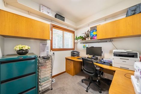 Photo of property in 62 Kiriwai Road, Paremata, Porirua, 5024