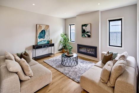 Photo of property in 15 Yorkshire Close, Whitby, Porirua, 5024