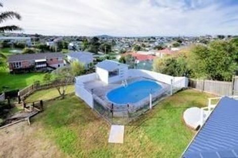 Photo of property in 9 Wilmington Place, Forrest Hill, Auckland, 0620