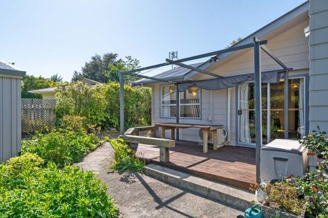 Photo of property in 25 Churchill Crescent, Featherston, 5710