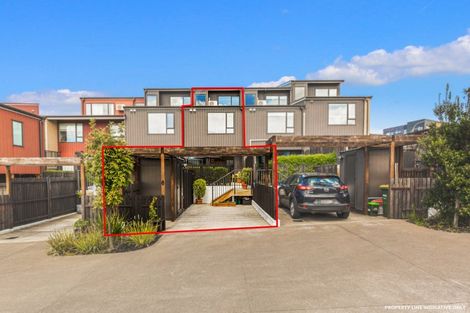 Photo of property in 8 Hobsonville Point Road, Hobsonville, Auckland, 0616