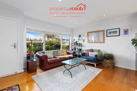Photo of property in 2/52 Church Street, Northcote Point, Auckland, 0627