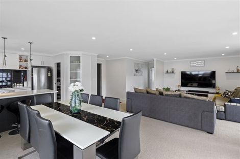 Photo of property in 66 Westmuir Crescent, Pokeno, 2402