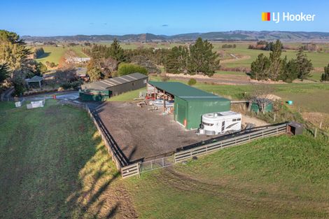 Photo of property in 796 Maungatua Road, Berwick, Outram, 9073