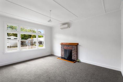 Photo of property in 142 Carlyle Street, Napier South, Napier, 4110