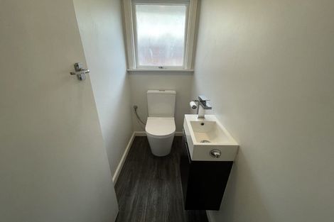 Photo of property in 9 Hampton Place, Burnside, Christchurch, 8053