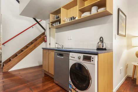 Photo of property in 8/14 Alpha Street, Te Aro, Wellington, 6011