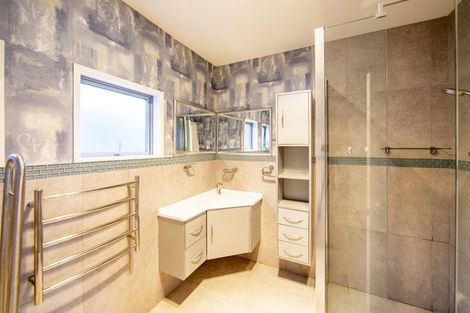 Photo of property in 26 View Street, Maungaturoto, 0520