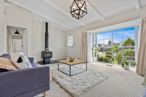 Photo of property in 83 Dunbarton Street, Redwood, Christchurch, 8051