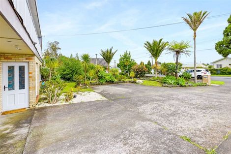 Photo of property in 101 Taikata Road, Te Atatu Peninsula, Auckland, 0610