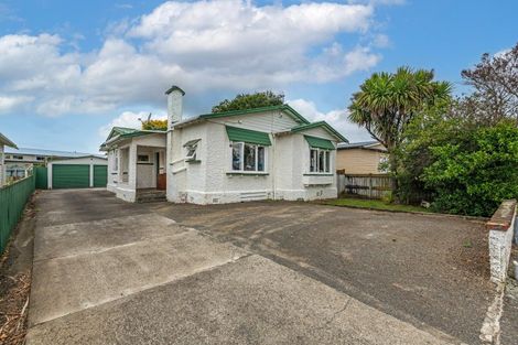 Photo of property in 7 Marne Street, Hokowhitu, Palmerston North, 4410