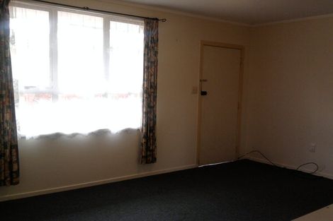 Photo of property in 3/81 Seabrook Avenue, New Lynn, Auckland, 0600